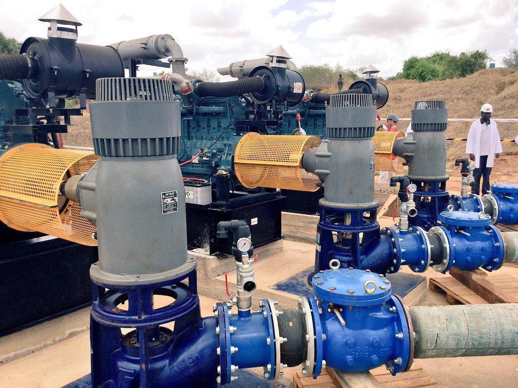EugeneLWamalwa's tweet photo. With our Isreali partners Checking out the newly installed pumping &amp; irrigation equipment at Galana before planting. https://t.co/v2mF18Hf3r