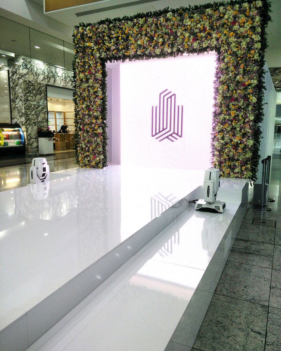 VibrationGroup's tweet photo. Stage set at @yourcanarywharf for the Spring Fashion!
#SpringFashionCW #london #Eventprofs #fashion #production https://t.co/IJPtzc8HPl