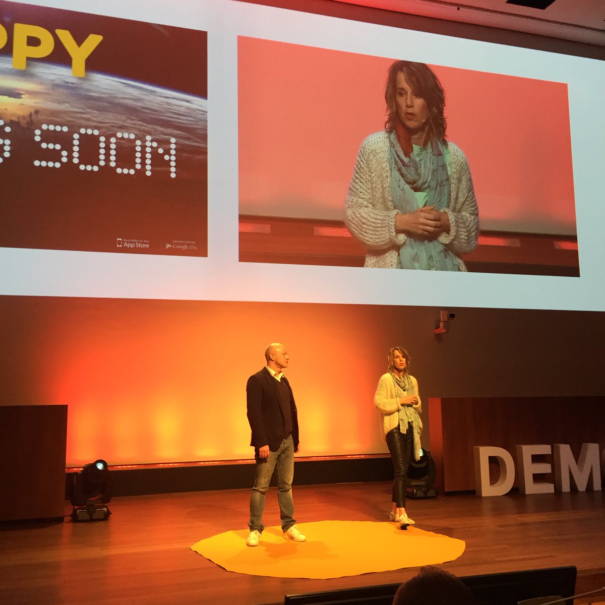 e_lucke's tweet photo. Rabo Moonshot Demoday. Great energy on stage #GRPPY #FYNC #FETCH #easyTrade #fintech https://t.co/DLhWKVVL0x