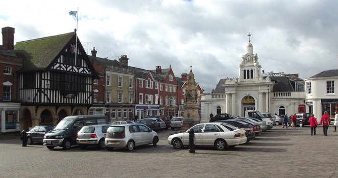 Nearby #Essex accounts worth following: <a href="/SaffronWaIden/">Saffron Walden</a> #SaffronWalden #AudleyEnd