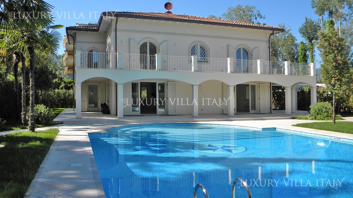 Продажа и аренда недвижимости в Форте дей Марми luxuryvillaitaly.ru/krasivaya-vill…