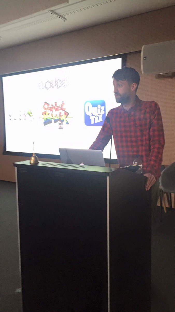 TaaimeStudios's tweet photo. @Beloudest  are discussing there games #indiedev https://t.co/qXvScJilUG