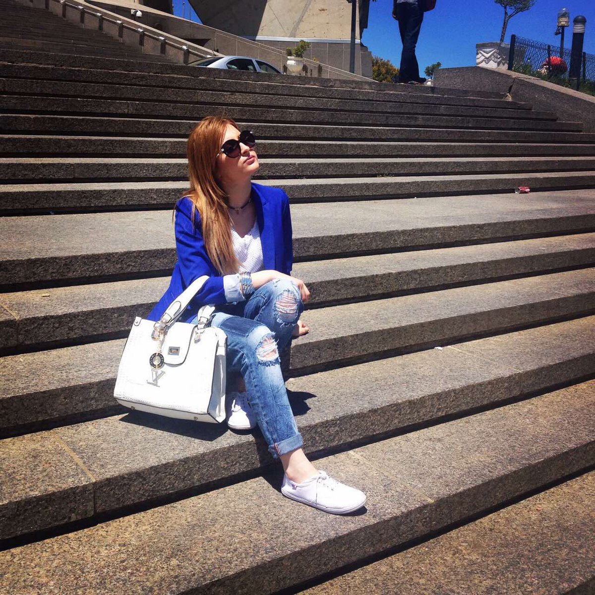 Kenza_Morsli's tweet photo. لأَنِّي سعيت عليها من قبل رمضان اللي فات ...متذكرين هاد الصورة 👇🏻👇🏻 كانت فهاد اليوم ..باش تعرفو برك شحال نحبكم ❤️☺️ https://t.co/jV18EruBB8