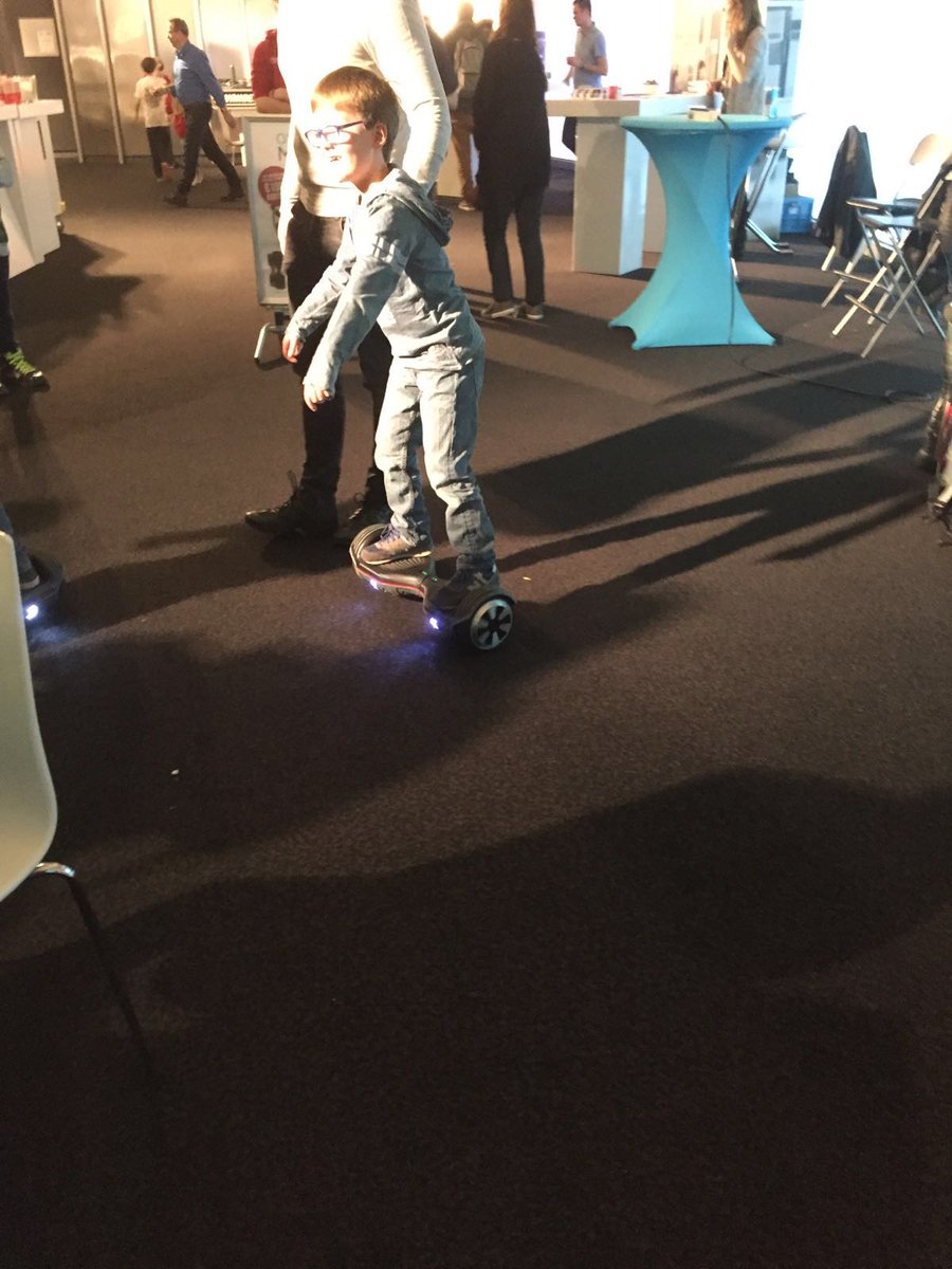 domijn_3's tweet photo. Domijn 3 bij de Robocup in het Evoluon! https://t.co/BNqbRth8vl