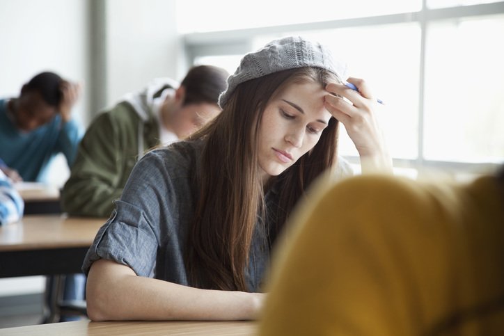 letudiant's tweet photo. Burn-out : réagissez avant d'imploser ! https://t.co/pxv2h8pmG1 https://t.co/jnKb0HioTh
