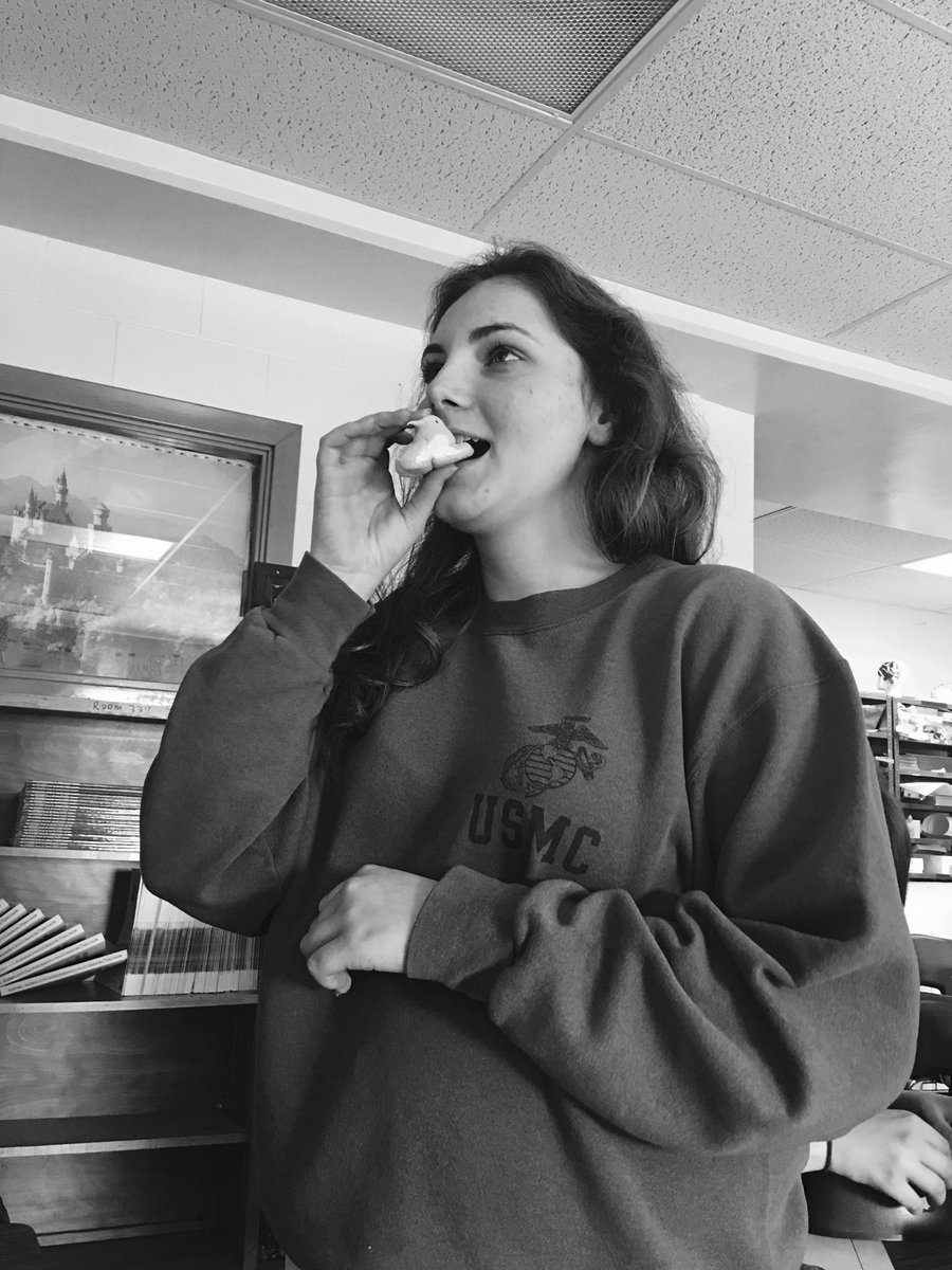 qveen_carla's tweet photo. Then peeps wanting to die then Keeley murders them final results of #psychopeeps #comformity @snowfuchs https://t.co/HVKkCNc1KZ