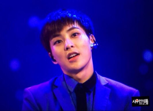 BabyXiuHan90's tweet photo. [PREVIEW] 160401 XIUMIN - Secret Night at LOTTE WORLD 
cr. Harace_XIU https://t.co/fhCXZxgLIj