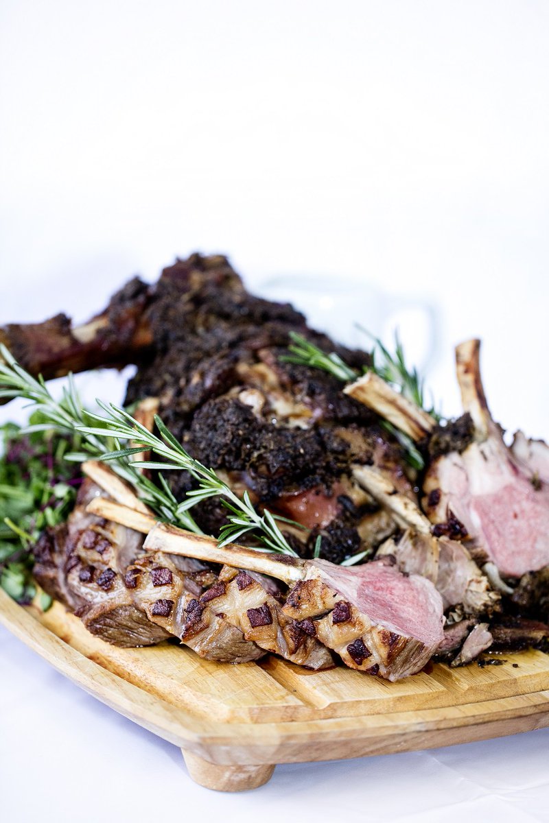 chopping_block's tweet photo. The Chopping Block bringing the wow factor to stunning venue! @swallowsnestbar https://t.co/WWvJkTb2mG #catering https://t.co/NG3vkfoYif