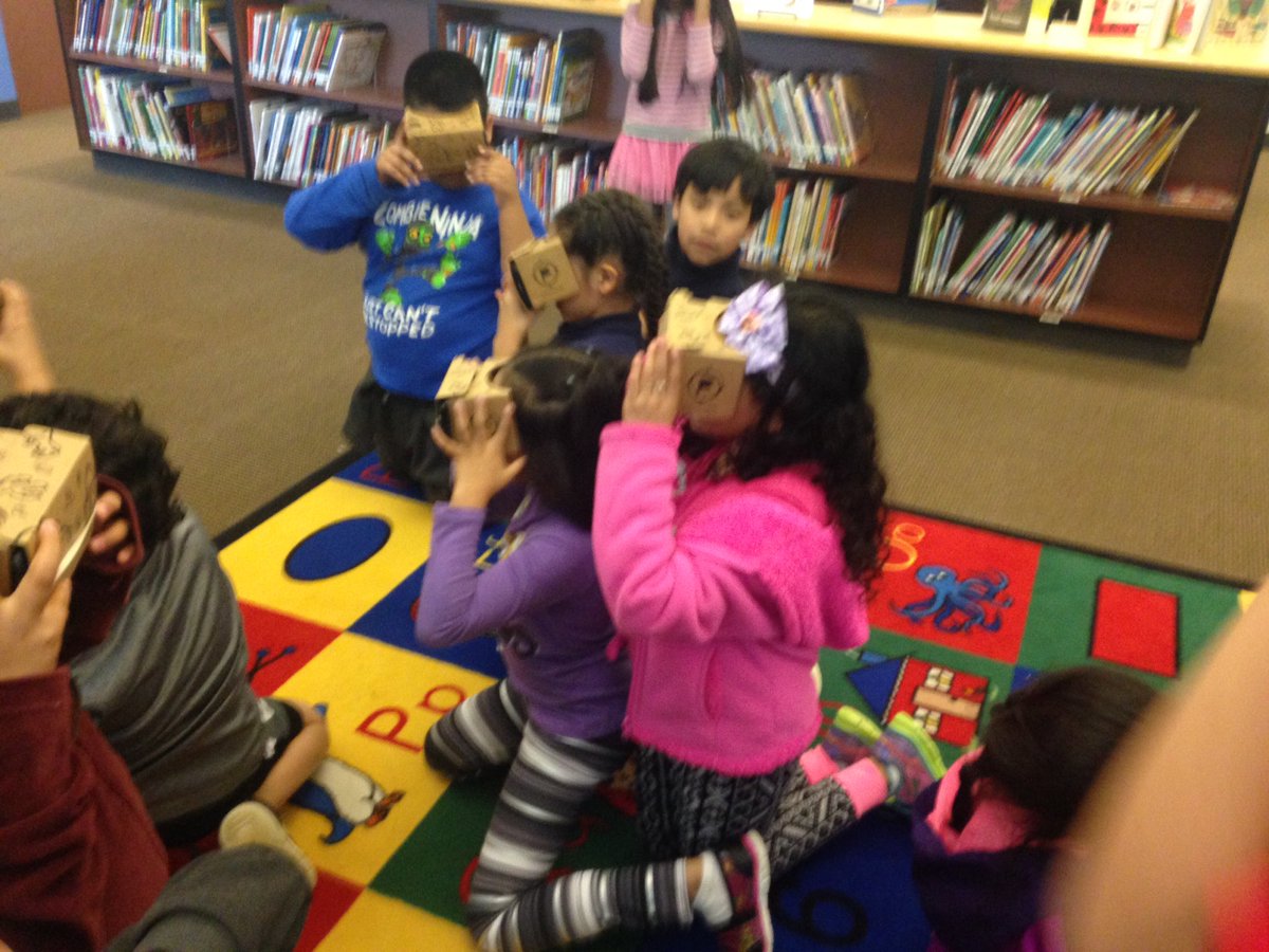 AlyssaRumsey's tweet photo. Students has an AMAZING time traveling the world through @google expeditions @TBarton42 @TeacherKRAMS #yearofthelion https://t.co/J9b7DnBzu1