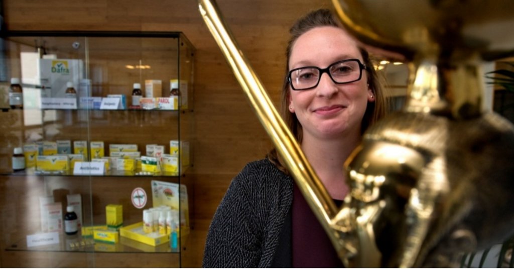 Microsoftbe's tweet image. Vaak op de baan? Dafra Pharma vertelt hoe je je klantrelaties goed onderhoudt. spr.ly/6011BirTS #DoCoolThings