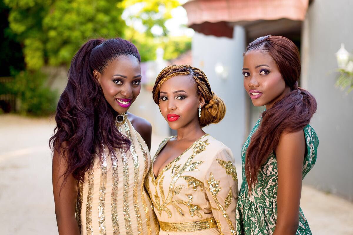 KidotiLoving's tweet photo. Jipatie SASA rasta zetu mpya za #YakyPonytail #NewKidotiBraids https://t.co/13sGb2VFnl