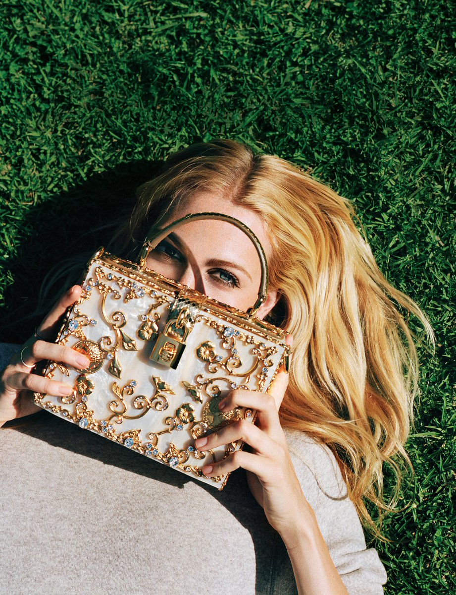 9 products for a polish-free detox manicure: vogue.cm/6d7zGkT