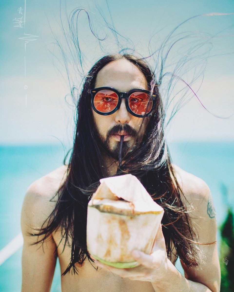 Stay hydrated out there 🌞 https://t.co/8LAc7JWu3e