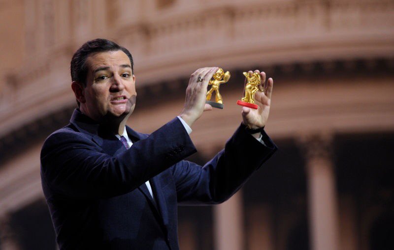 AmiiboNewsNet's tweet photo. AMIIBO NEWS ALERT: Ted Cruz under fire for accepting hundreds of gold amiibo contributions from Wall Street execs. https://t.co/utnl9zCocO