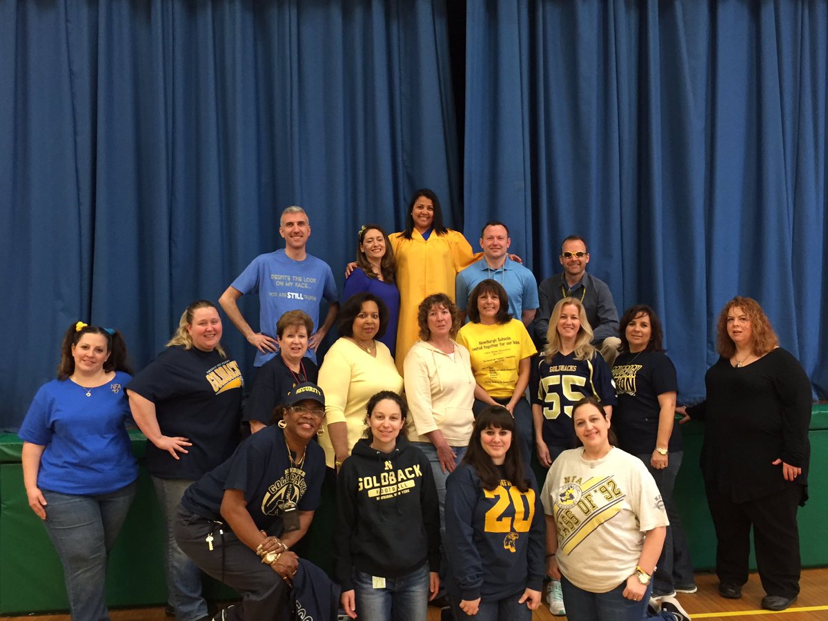 mmbowe1's tweet photo. @NewburghSup @newburghschools NECSD Pride NWS NFA Alumni #TeamNecsd https://t.co/7WFz3dXf0Z
