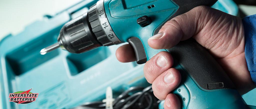 interstatebatts's tweet image. It&apos;s #AprilTools Day! Get 25% off &amp;amp; free shipping on power tool replacement batteries. ibatts.co/6011BiTaV.