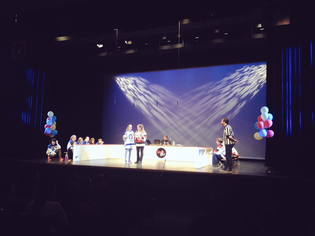 MonsieurBoris's tweet photo. @CSViamonde est "dans la maison" au #gazou2016: Les Improsteurs" d'Étienne-Brûlé et Les Phénixs de Franco-Jeunesse! https://t.co/9asK7WKOY7
