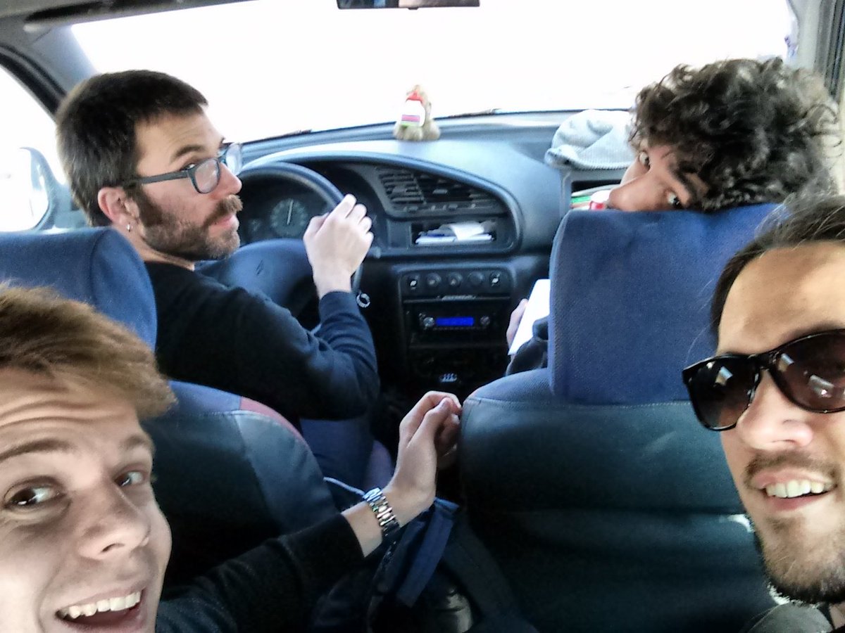 Dans le #van en route pour #Rouen \m/