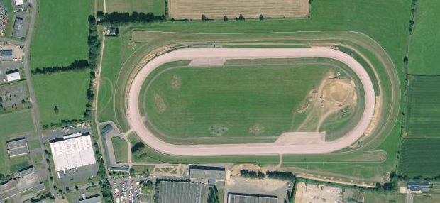 BridgeCV's tweet image. Un golf sur l'hippodrome de Lisieux ? Pourquoi ne reprendre l'idée d'Alençon
entreprises.ouest-france.fr/article/golf-a…