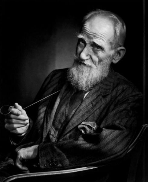 Mr_Burgher's tweet photo. Value in photo is huge! Range from B-W. As in the photo of George Bernard Shaw. Photo by Yousuf Karsh #DCGArt https://t.co/hyb50izAFK