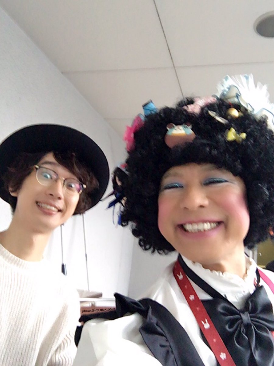 ジョイまっくすポコ 3月にあったイベント写メがたくさーんあって 少しづつアップしていこうかなと カラオケの大鉄人イベントー 小山さんからお誘いきたのが直前やったの 嬉しかったなー そらまるも江口くんも久しぶり 白石さんちょー美人さんなの ジョイまっくすポコ 3月にあったイベント写メがたくさーんあって 少しづつアップしていこうかなと カラオケの大鉄人イベントー 小山さんからお誘いきたのが直前やったの 嬉しかったなー そらまるも江口くんも久しぶり 白石さんちょー美人さんなの