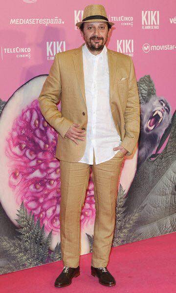 Rueda de prensa y estreno de #kikilapelicula gracias infinitas <a href="/AntoniaPayeras/">Antonia Payeras</a> y <a href="/garciamadrid/">Garcia Madrid</a> Tropicalelegante!