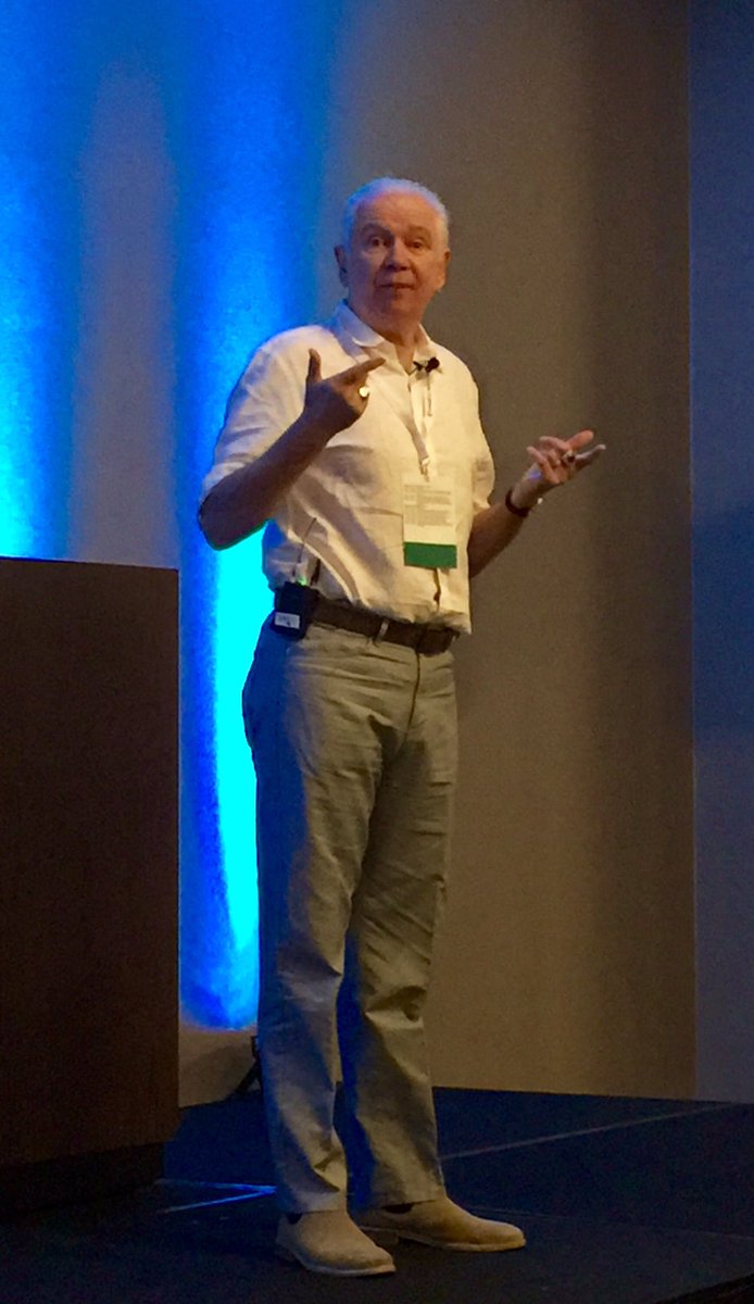 TWUCOPEAsscDean's tweet photo. @SteveBrookfield providing compelling insight on making transformational learning visible. #tlconf2016 https://t.co/vDQOaXLxNn