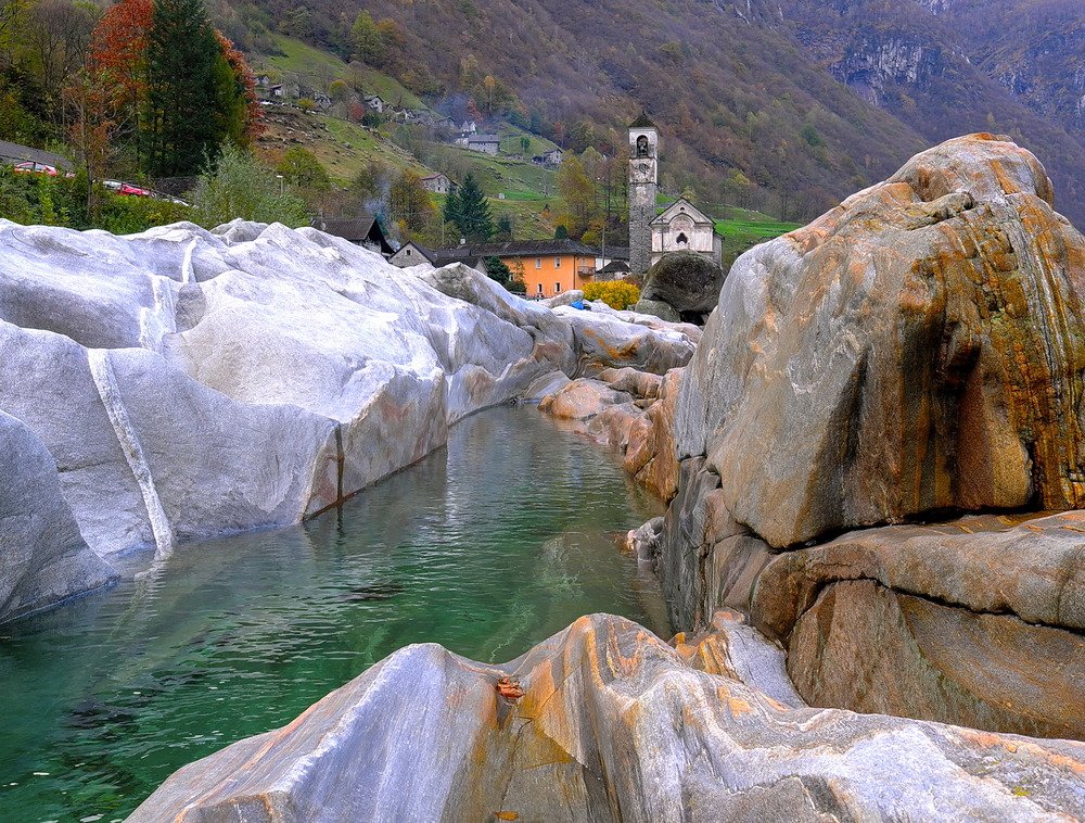 WLocarno's tweet image. Welcome to #Lavertezzo #Verzasca @ticinoturismo @MySwitzerland_i
