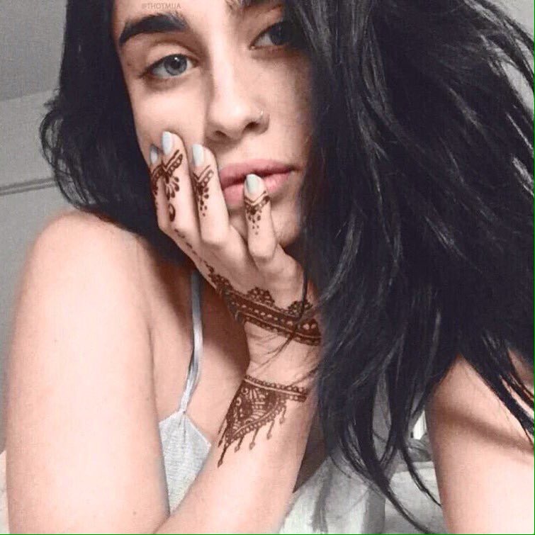 smolsubby's tweet image. Good morning, delicate flowers 🌸✨