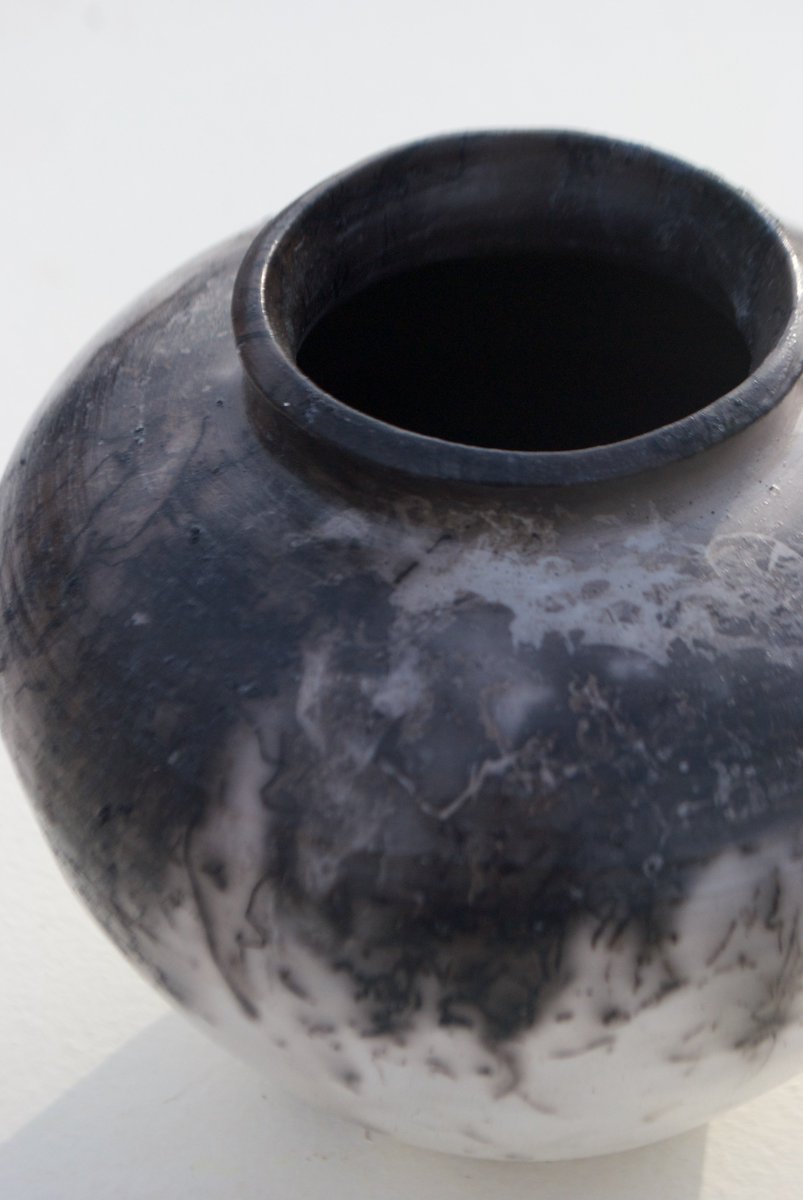 mblueconnection's tweet photo. Tonight is the night to come and check out the artwork from Millikin Students! #BCGallery #YouCanMU https://t.co/knzoiMLlI6