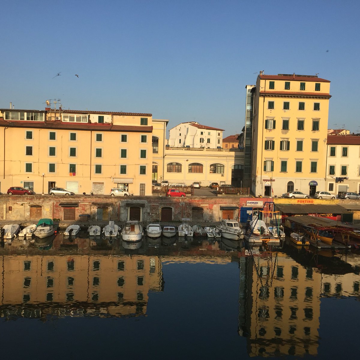 HakimaMostefa's tweet photo. Italie , tu nous manques déja . Inoubliable ! ❤️❤️❤️ https://t.co/QwGx22c5L1