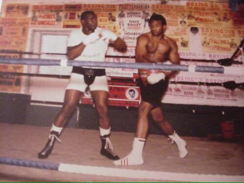 BoxingRegister's tweet photo. @boxnationtv Sonny Liston is criminally underrated amongst todays boxing fans. Big Bear wins. #DevsCorner https://t.co/INge7HLiwF