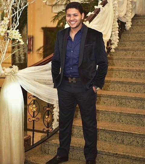 ChahineMagazine's tweet photo. https://t.co/dDofk6TPwQ
اطلاله جديده ل��نجم #محمد_شاهين من احد حفلات الزواج
#MohammadChahine 
#CootyImages https://t.co/6lhmepjYx4