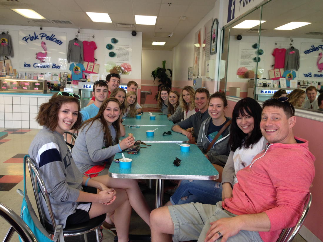 KAZBullet's tweet photo. First of MANY trips to #PinkPelican during #BigBreak!! https://t.co/xyHSTAUD4s