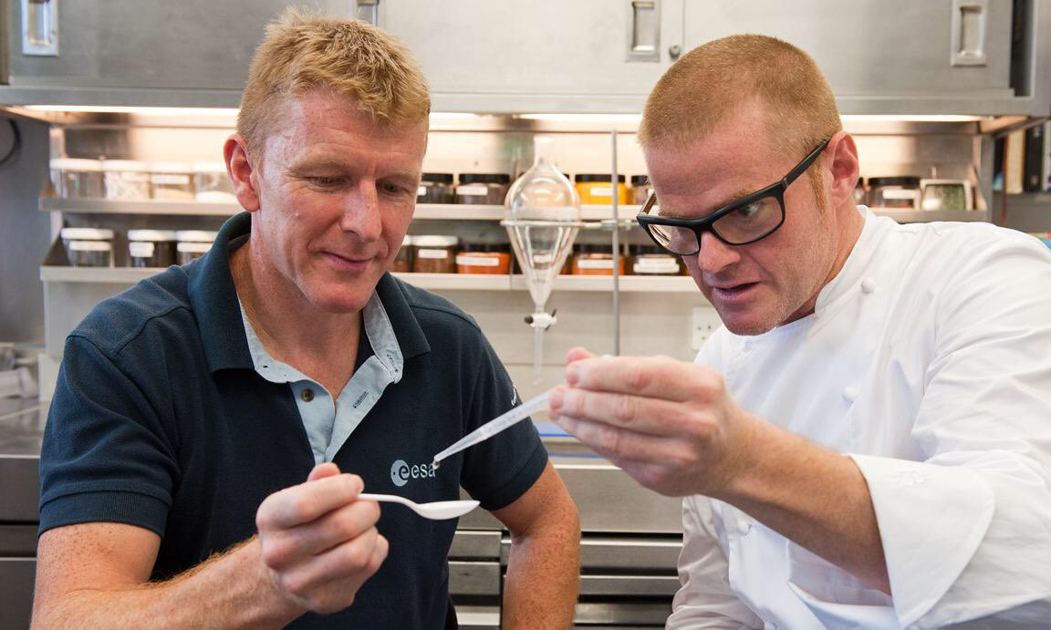 willtorrent's tweet photo. Absolutely brilliant! Well done #Heston!! #dinnerinspace #hestonsdinnerinspace @Channel4 @astro_timpeake https://t.co/tHItS2H4qj