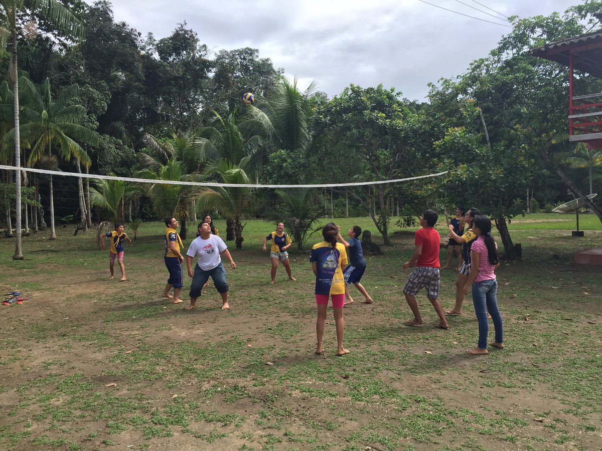 AdventistasNON's tweet photo. Ainda comemorando o Dia Mundial do Jovem Adventista... Hoje é lazer! #GYD2016 #ASociedade #PorAmor @sauloseixas https://t.co/rmN7mpZblg