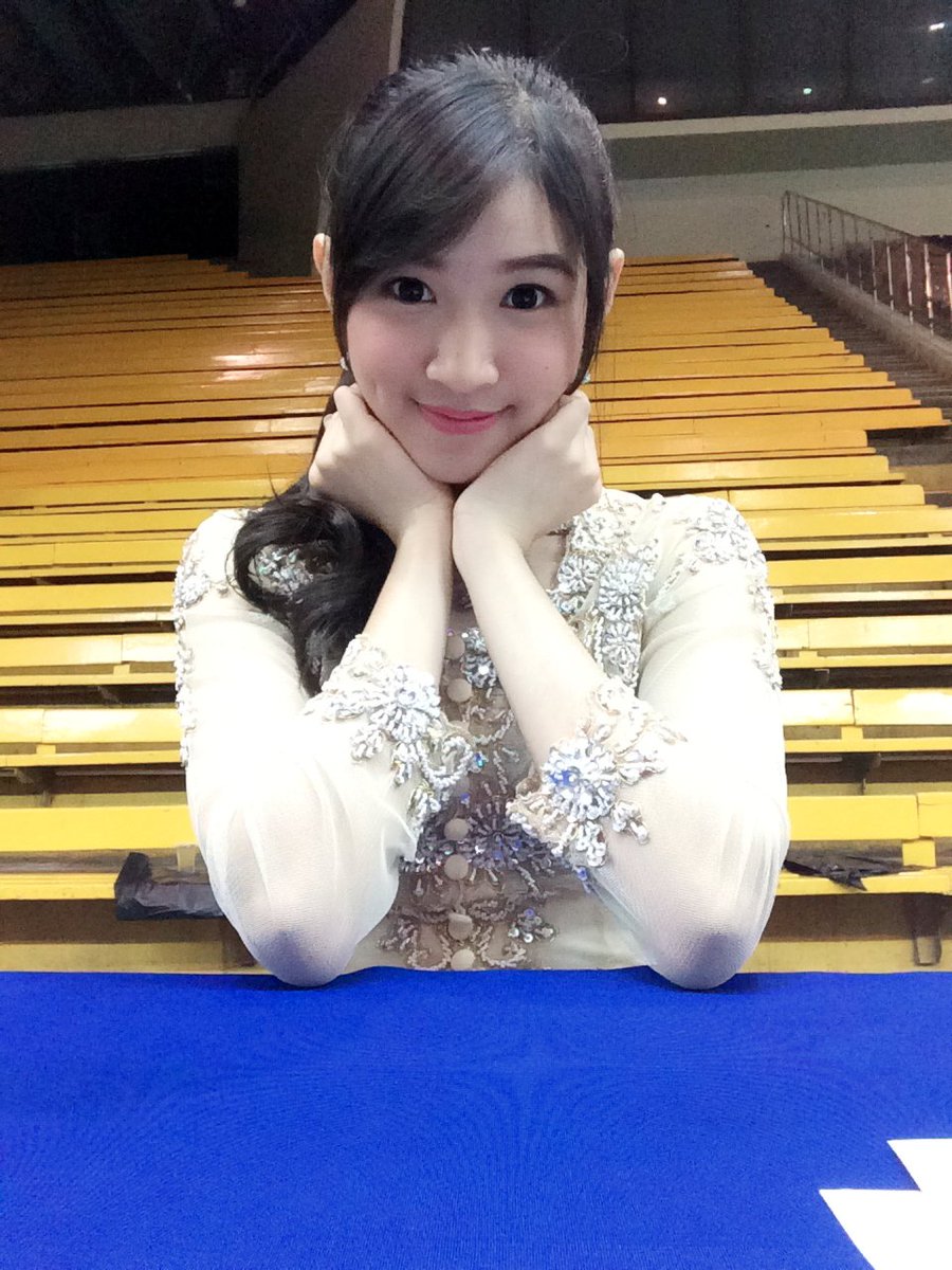 SharePict__48's tweet photo. [RT] Shani luv || [LIKE] Shani adem https://t.co/QD35jHEuUD