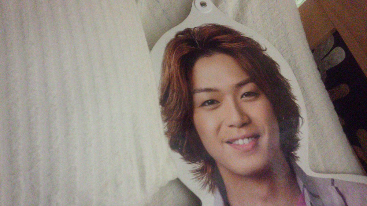 折れる Hashtag V Twitter