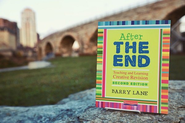 VIDEO: <a href="/barryLane/">barryLane</a>: The Oath "reminding us...why teachers do what they do."  hubs.ly/H02q3990 #AftertheEnd