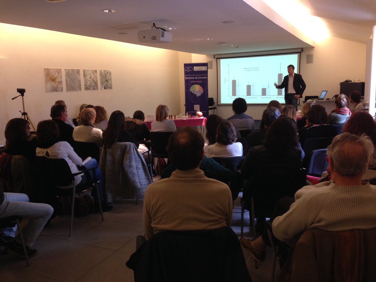 #SDC2016 Merci aux membres du <a href="/MIPGrasse/">MIP</a> pour partenariat ! <a href="/villedegrasse/">Ville de Grasse</a> <a href="/comagglo/">Communauté d'Agglomération du Pays de Grasse</a> @SciencePaca <a href="/JeromeViaud/">Jérôme Viaud</a> <a href="/CNRS/">CNRS 🌍</a>