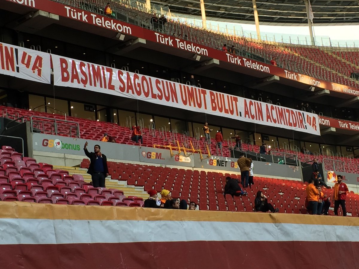 GalatasaraySK's tweet photo. “Başımız Sağolsun Umut Bulut. Acın, Acımızdır!” https://t.co/8WrmzEoMzH