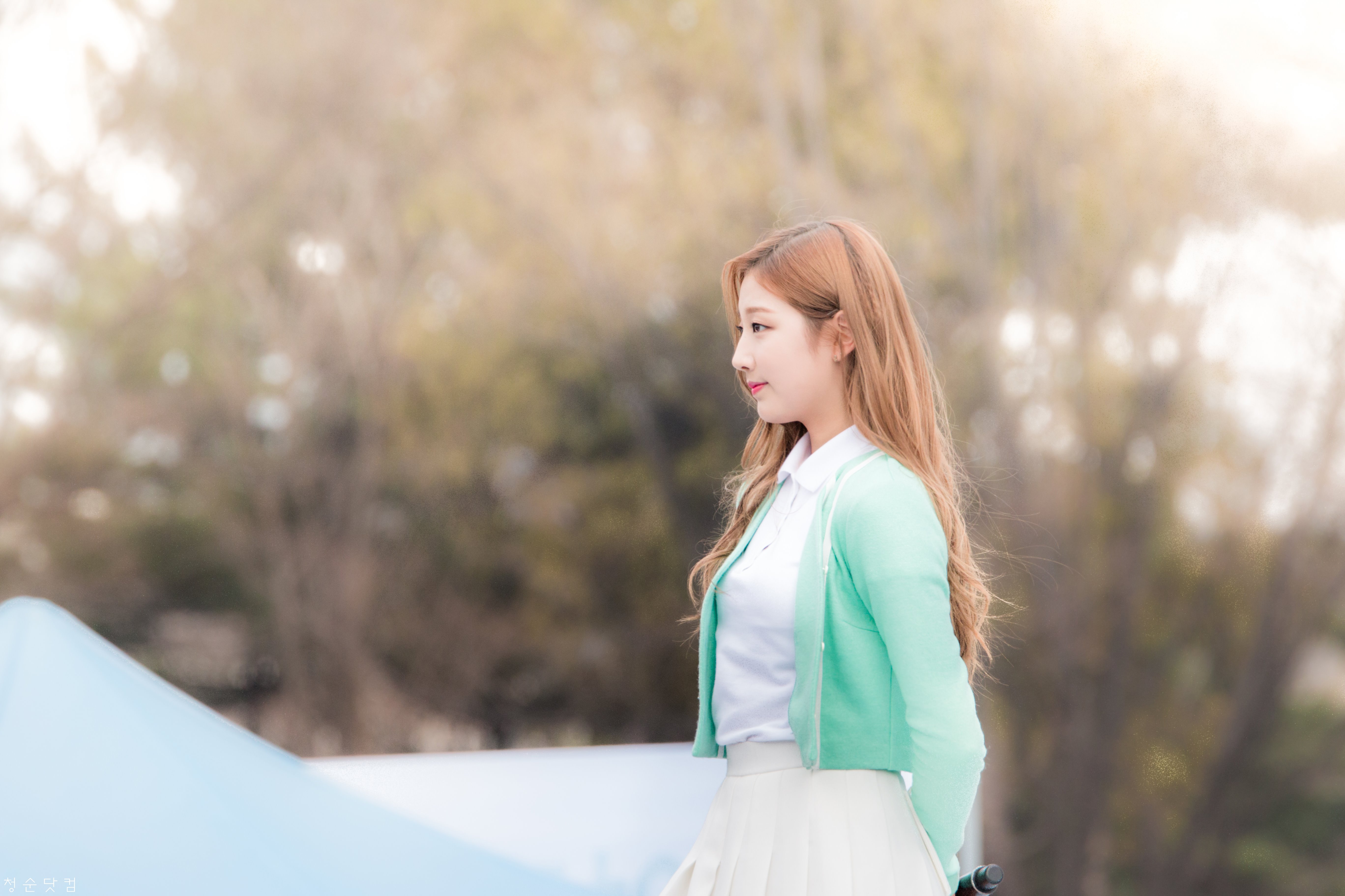 CeAFWtsVIAARMKG.jpg:orig