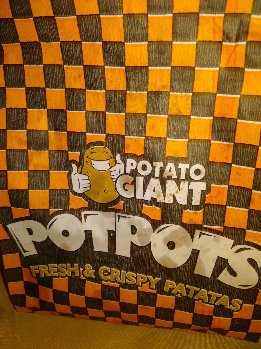 ImMelody0929's tweet photo. Bitin ako dito haha 😂 Grabe! Ang sarap nitong #Potpots and #PotatoBalls 😋😋 yaaaay! Sarap ulitin!! 😍♥ @FifthSolomon https://t.co/DEG61FMYdh