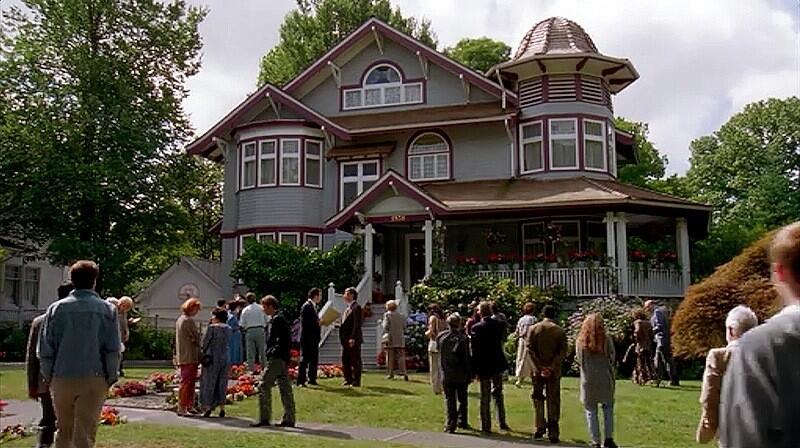 ShooterMcGavin's tweet photo. 20 years ago today I bought Grandma Gilmore’s house and threatened to burn it down and piss on its ashes. https://t.co/so5D4nCSiX