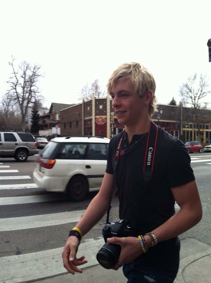 R5_Colorado's tweet photo. @rossR5 @rydelR5 @rockyR5 @ratliffR5 @rikerR5 in addition to this throwback https://t.co/aoTgMFNc6H
