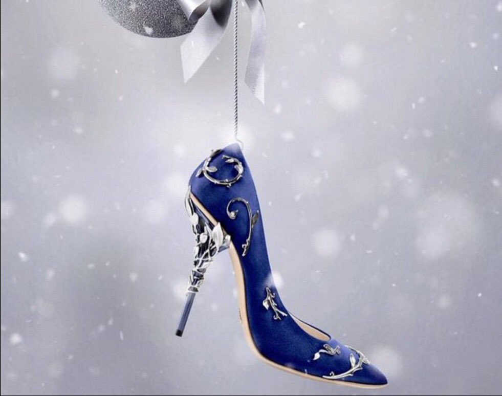 CuteeCIothes's tweet photo. These heels are so beautiful 😍❤️ https://t.co/q0WlnWBO54