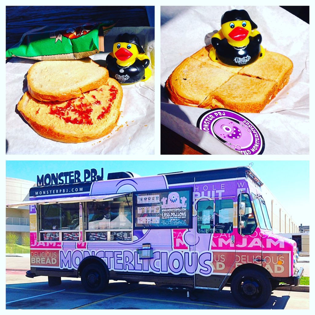 RadioNowHouston's tweet photo. #BoomBreak #HauteWheelsHouston Food Truck Festival 5601 West Loop South DJ Duckie getting started with @MonsterPBJ https://t.co/HVDbSWQG24
