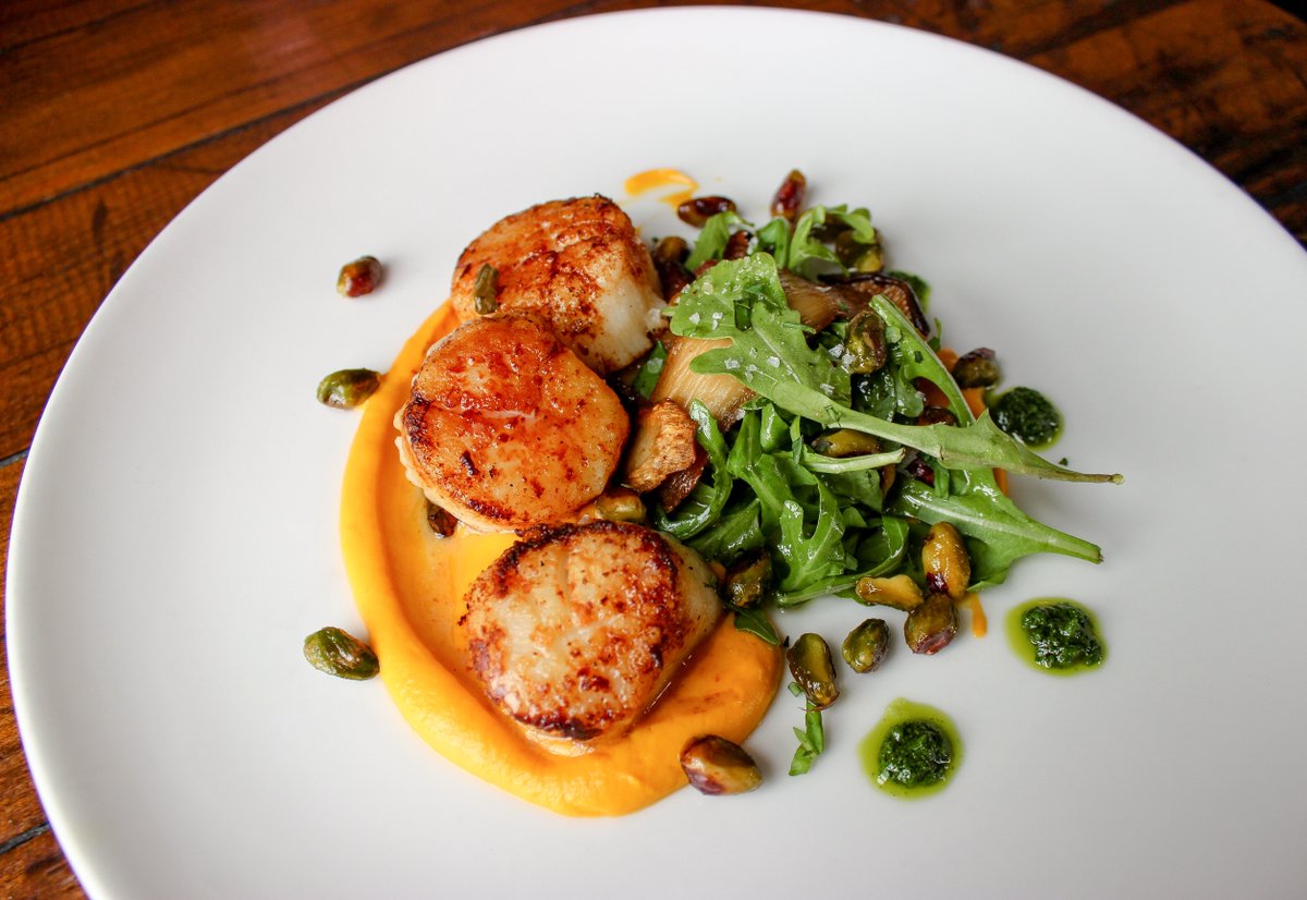 Pan Seared Scallops : Royal Trumpet mushrooms, sweet potato purée &amp; pistachio vinaigrette #sundaybrunch