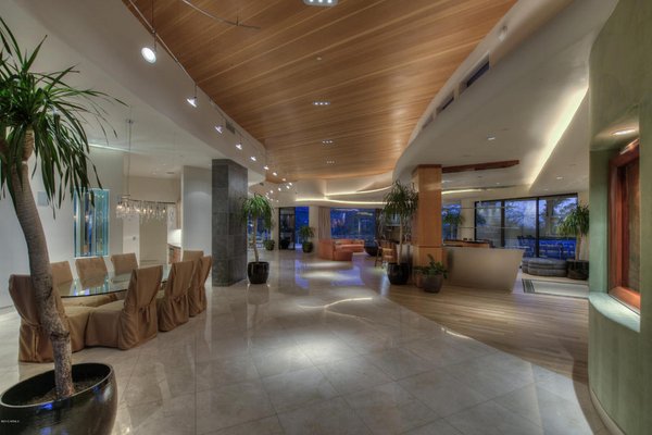 pcgsir's tweet photo. RARE #OPENHOUSE !! #Contemporary #ParadiseValley We Call *THE Glass House* View #PrayingMonk https://t.co/7TK6faMTdO https://t.co/bwjKYf71CA