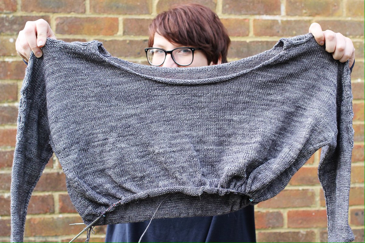 strandedyarns's tweet photo. Making progress on my Light Trails sweater by Suvi Simola! (Stranded Dyeworks Oasis yarn in Highway Code) #knitting https://t.co/66iPyJXbfc